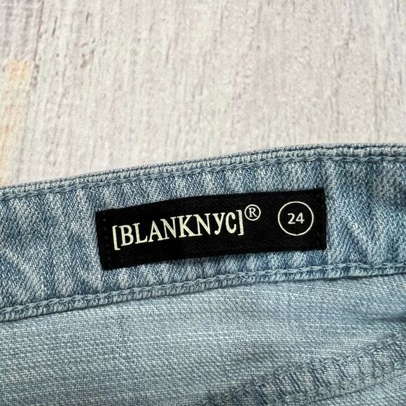 NWT BLANK NYC High Rise Cut-Out Jean Shorts SIZE 24 Blue Denim NEW - Picture 6 of 11
